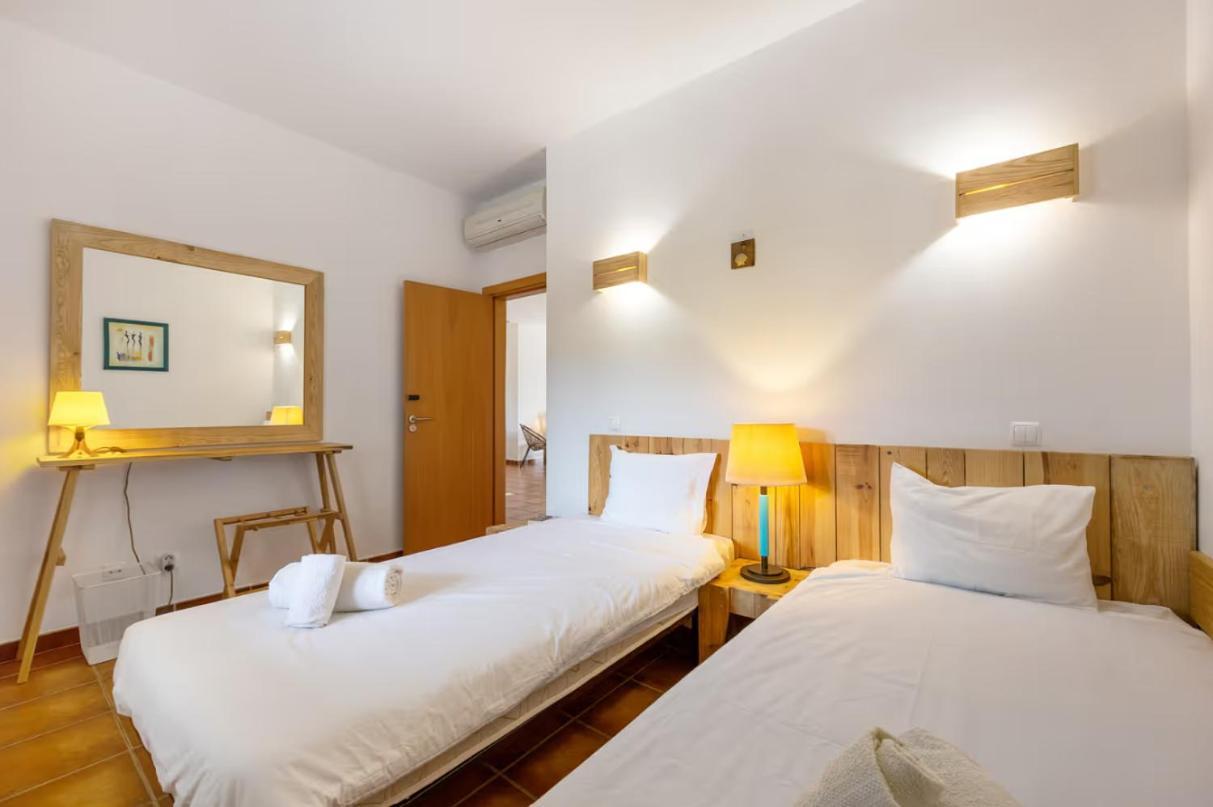 Spacious With Sea View *